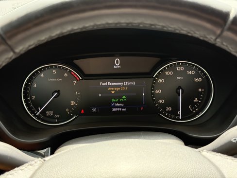 Used 2019 Cadillac XT4 Premium Luxury w/ Cold Weather Package image 18