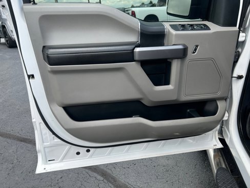 Used 2019 Ford F150 XLT image 13