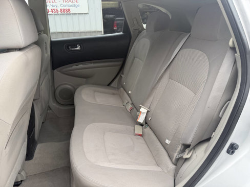 Used 2013 Nissan Rogue SV image 13