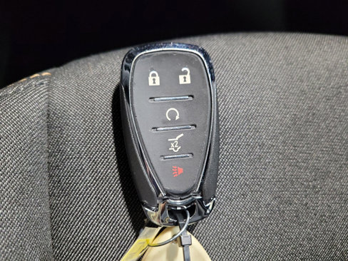 Used 2020 Chevrolet Equinox LT w/ Driver Convenience Package image 32