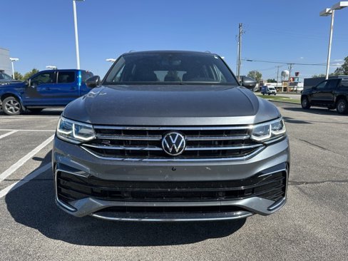 Used 2022 Volkswagen Tiguan SEL R-Line image 3