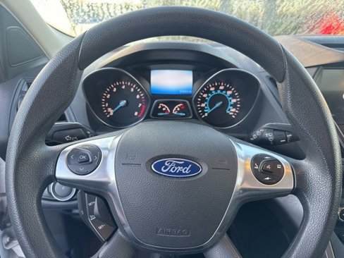 Used 2016 Ford Escape SE w/ Equipment Group 201A image 13
