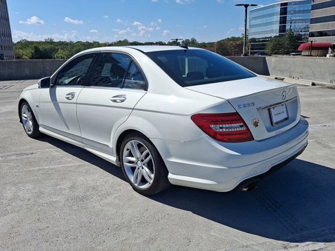 Used 2012 Mercedes-Benz C 250 Sedan image 3
