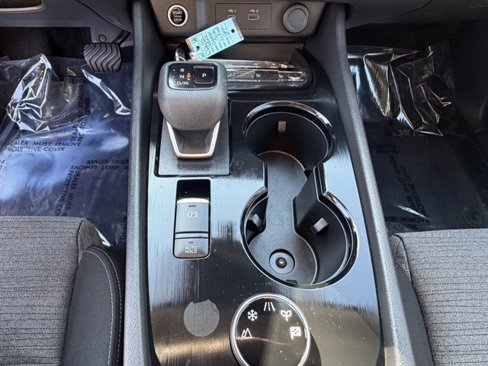 Used 2023 Nissan Rogue SV image 27