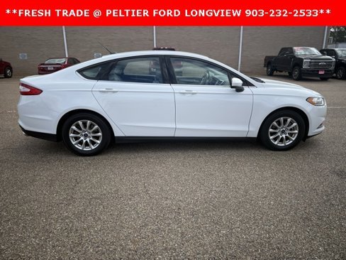 Used 2015 Ford Fusion S image 9