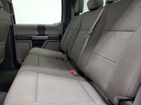 Used 2018 Ford F150 XLT w/ Trailer Tow Package image 12