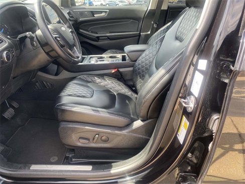 Used 2024 Ford Edge Titanium image 11