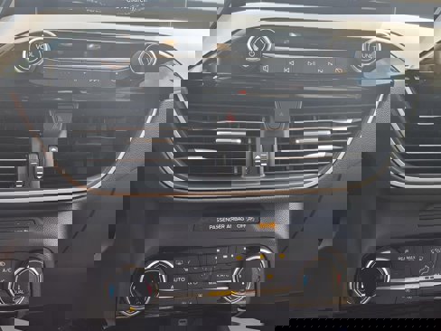 Used 2022 Ford Escape SE w/ Convenience Package image 11
