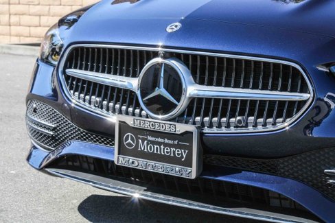 Certified 2022 Mercedes-Benz C 300 4MATIC Sedan image 5