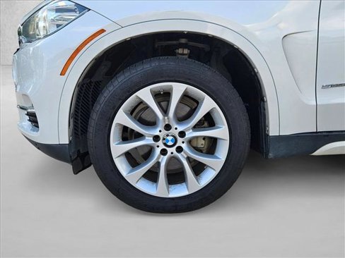 Used 2014 BMW X5 sDrive35i image 9