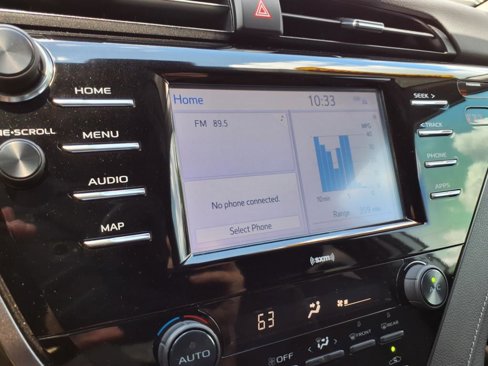 Used 2020 Toyota Camry SE image 19