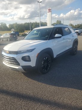 Used 2023 Chevrolet TrailBlazer LT w/ Convenience Package image 1