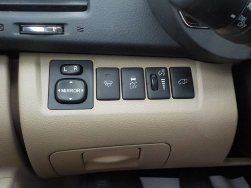Used 2013 Toyota Highlander SE image 21