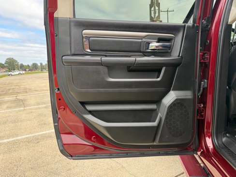 Used 2018 RAM 2500 Laramie w/ Sport Appearance Group image 18