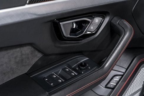 Used 2020 Lamborghini Urus image 10