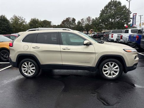 Used 2015 Jeep Cherokee Limited image 2
