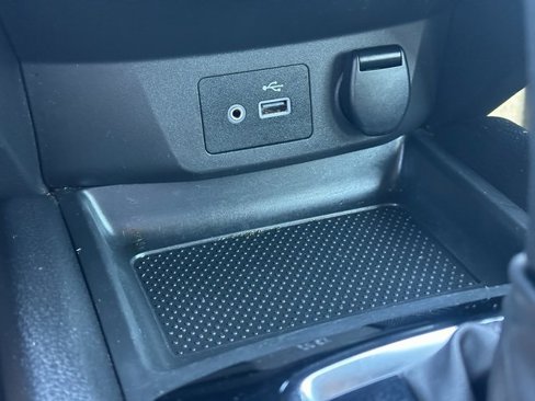 Used 2022 Nissan Rogue Sport SV image 26