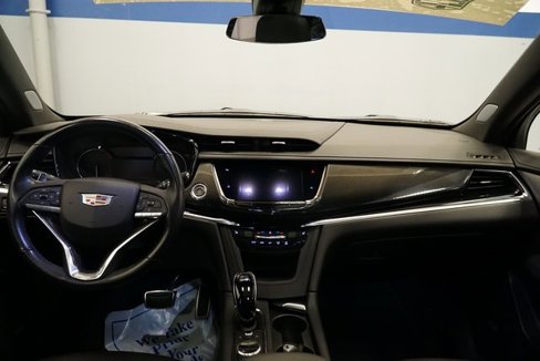 Used 2020 Cadillac XT6 Sport image 14