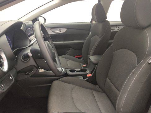 Used 2024 Kia Forte LXS image 17
