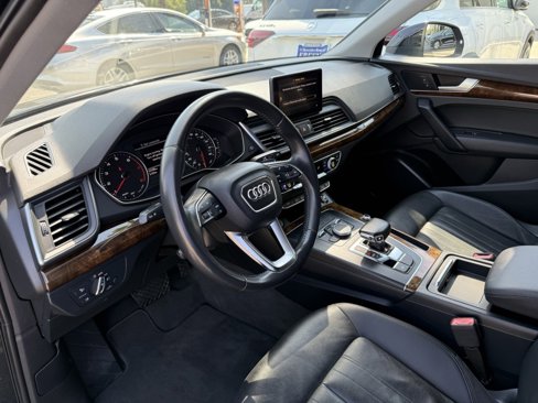 Used 2018 Audi Q5 2.0T Premium Plus w/ Premium Plus Package image 11
