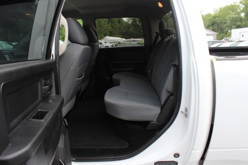 Used 2013 RAM 2500 Tradesman w/ Chrome Appearance Group image 30