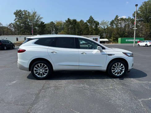 Used 2020 Buick Enclave Premium w/ Surround and Sites Package image 5