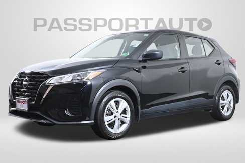 Certified 2024 Nissan Kicks S image 1