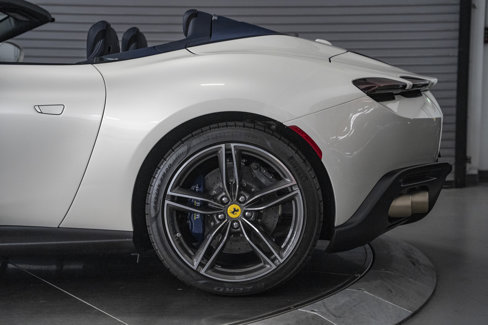 Used 2025 Ferrari Roma Spider image 19