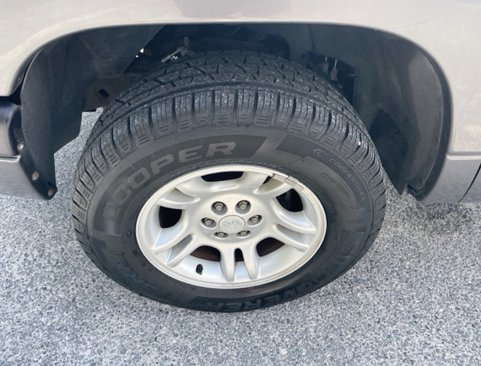 Used 2001 Dodge Dakota Sport image 3