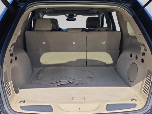 Used 2020 Jeep Grand Cherokee Overland image 38