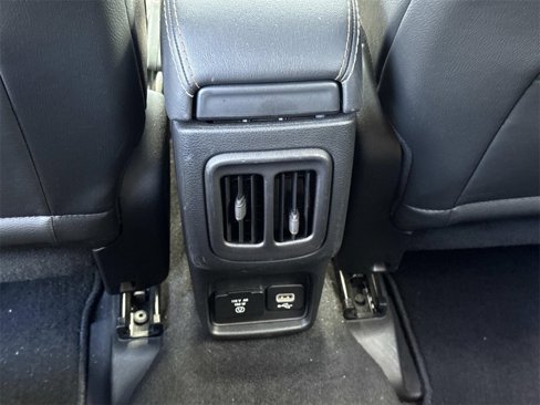 Used 2019 Jeep Compass Latitude w/ Popular Equipment Group image 16