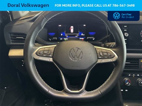 Used 2022 Volkswagen Taos SE w/ Panoramic Sunroof Package image 15