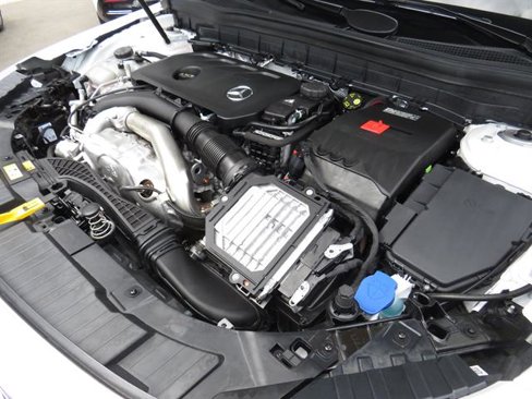 Certified 2024 Mercedes-Benz GLB 250 4MATIC image 10