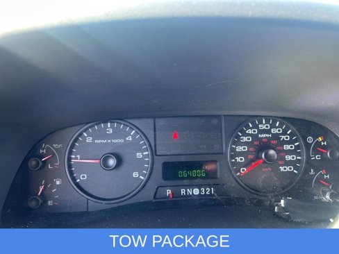 Used 2005 Ford F250 XLT image 2