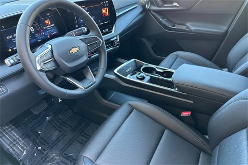 New 2026 Chevrolet Equinox LT w/ Convenience Package II image 13