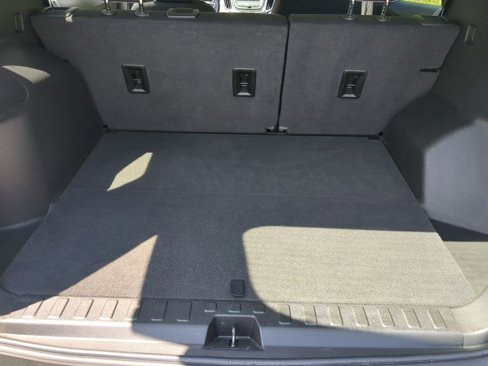 Used 2020 Chevrolet Equinox LS image 22