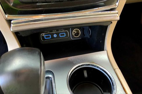 Certified 2022 Jeep Grand Cherokee Laredo E image 32