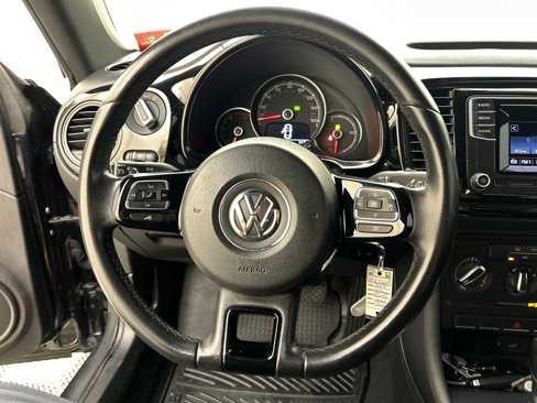 Used 2017 Volkswagen Beetle 1.8T S image 35