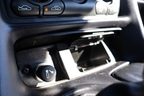 Used 2000 Chevrolet Corvette Convertible image 16