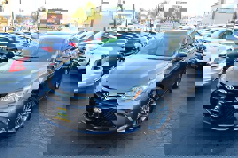 Used 2016 Toyota Camry SE image 33
