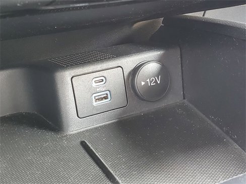 Used 2022 Ford Escape SE image 22