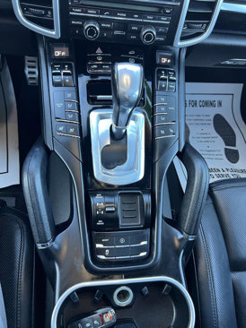 Used 2016 Porsche Cayenne S w/ Premium Package image 39