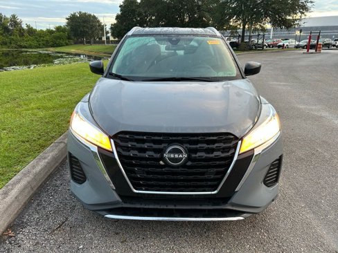 Used 2023 Nissan Kicks SV image 8