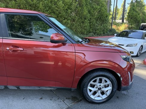 Used 2023 Kia Soul LX w/ LX Technology Package image 14