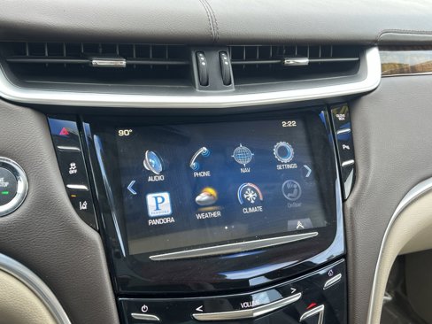 Used 2013 Cadillac XTS Premium image 19