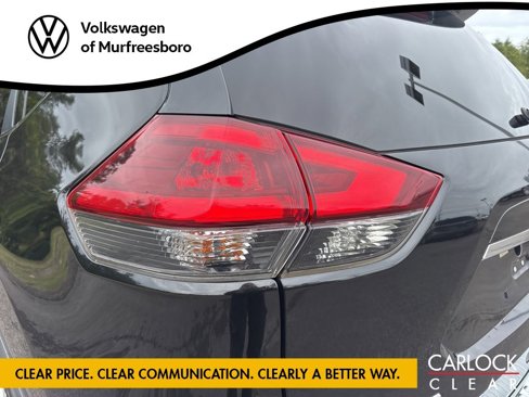 Used 2018 Nissan Rogue SV image 13