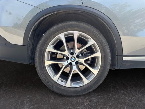 Used 2024 BMW X5 xDrive40i w/ Premium Package image 31