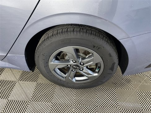 Used 2021 Kia K5 LXS image 21