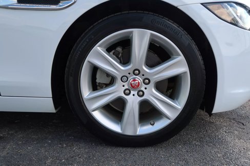Used 2018 Jaguar XE Prestige image 51