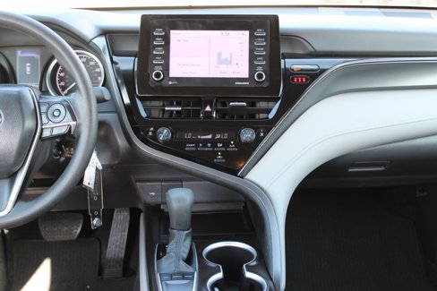 Used 2024 Toyota Camry LE image 19